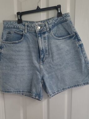 Zara Light Wash High-Rise Denim Shorts